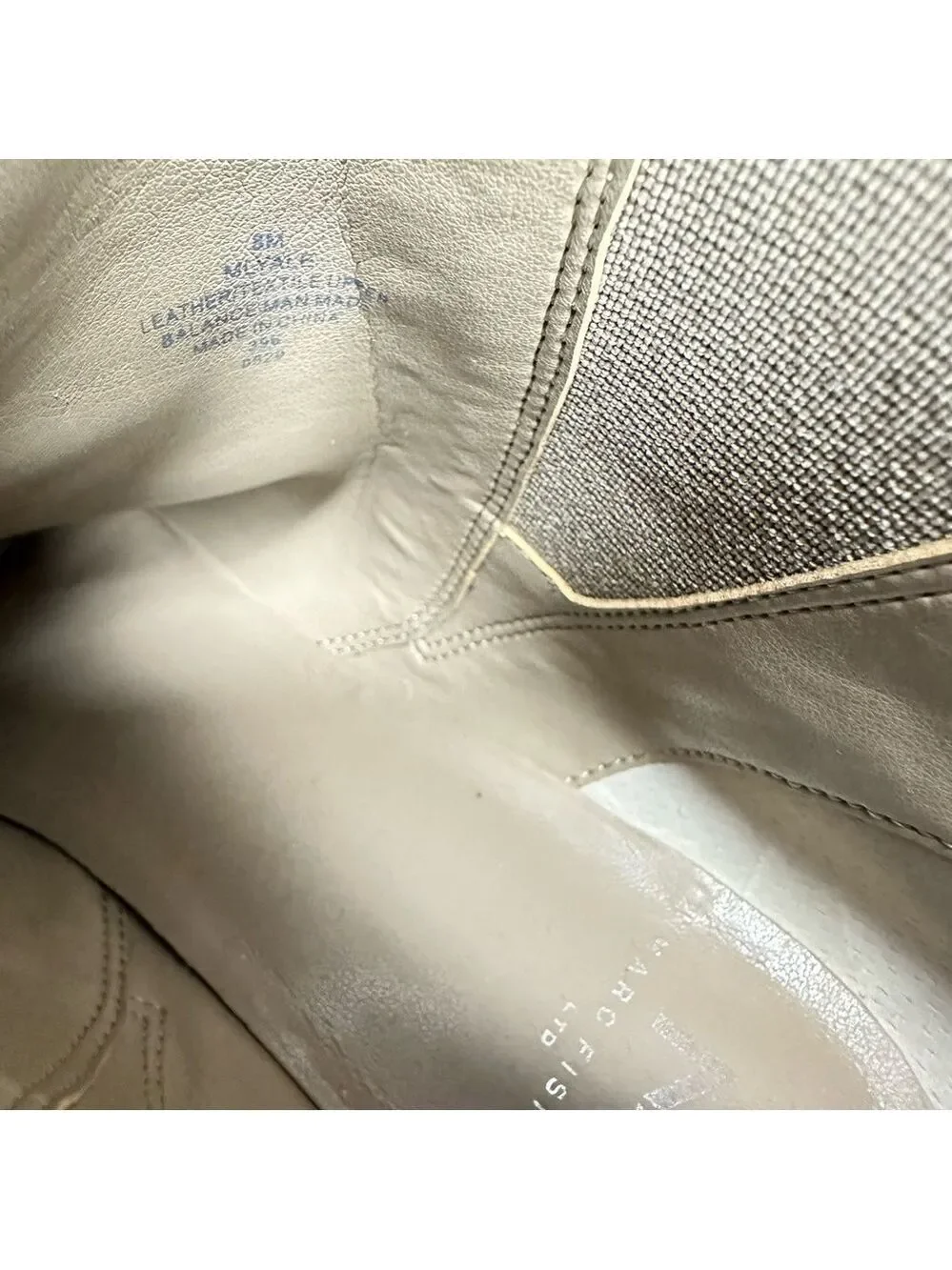 Marc Fisher Beige Yale Pointy‎ Toe Chelsea Suede Leather Women’s Bootie Size 8M